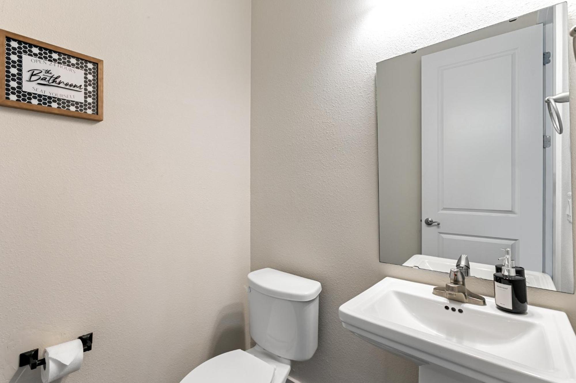 3 Minutes To Beach, 9 Minutes To Mayo Clinic, King Bed, Sleeps 8 Villa Jacksonville Beach Bagian luar foto